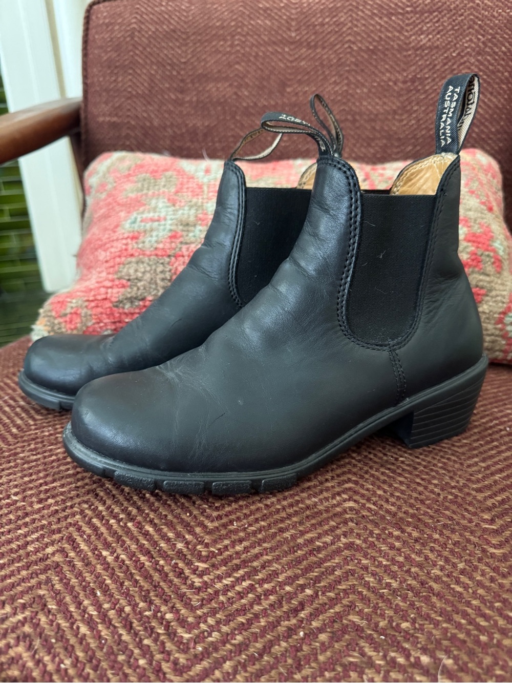 Blundstone Black Leather Chelsea Boots